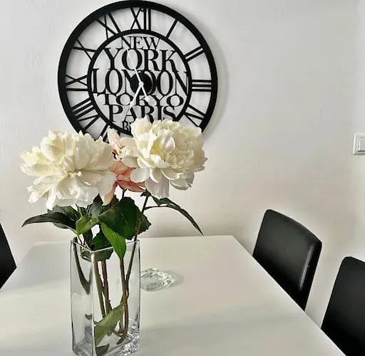 Centrico Y Junto Al Mar! * 丰希罗拉