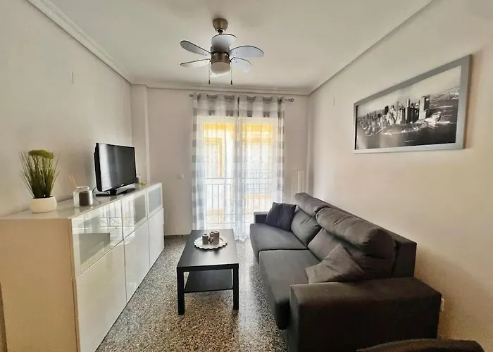 Centrico Y Junto Al Mar! 丰希罗拉