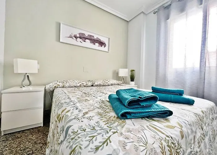 Centrico Y Junto Al Mar! *